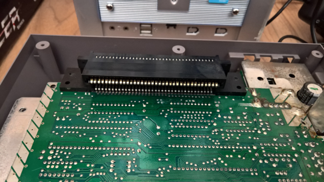 NES 72-pin connector.